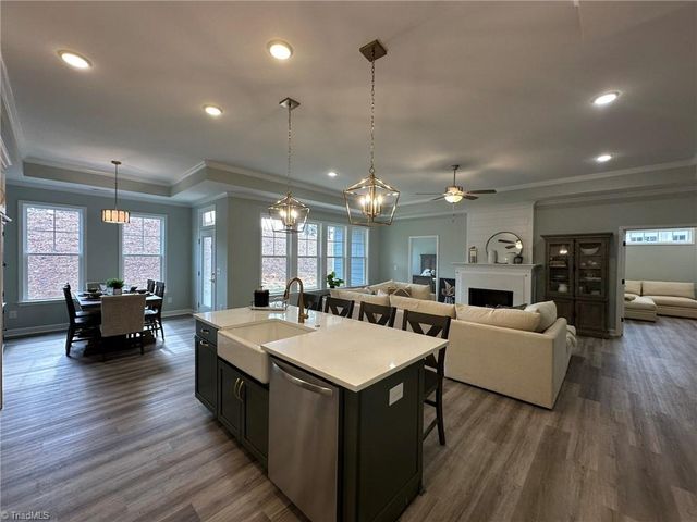 2430 Augusta Drive, Asheboro, NC 27205