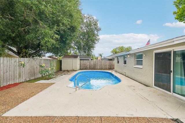 1603 FOX RUN DRIVE, Tarpon Springs, FL 34689