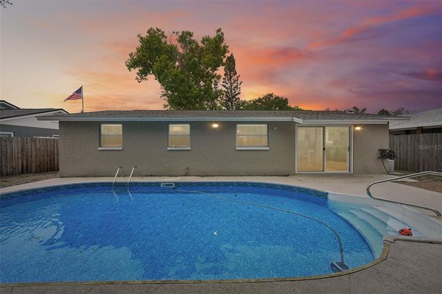 1603 FOX RUN DRIVE, Tarpon Springs, FL 34689