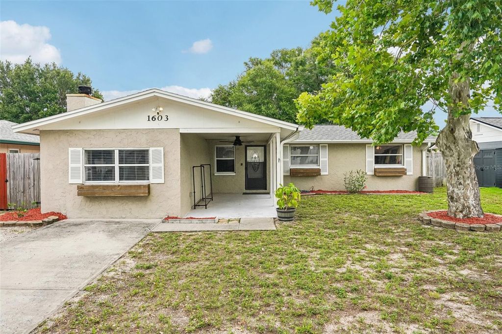 1603 FOX RUN DRIVE, Tarpon Springs, FL 34689