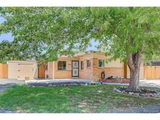 6066 Dover St, Arvada, CO 80004