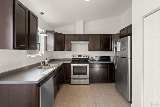 821 N Raynolds Ave, Canon City, CO 81212