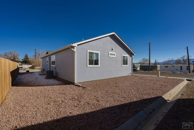 821 N Raynolds Ave, Canon City, CO 81212
