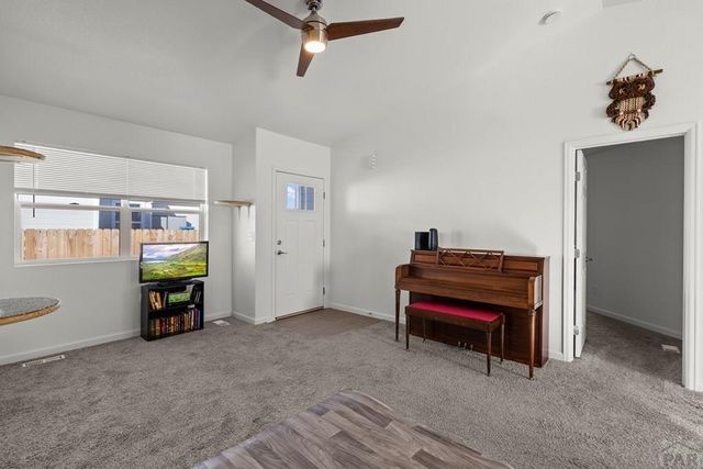 821 N Raynolds Ave, Canon City, CO 81212