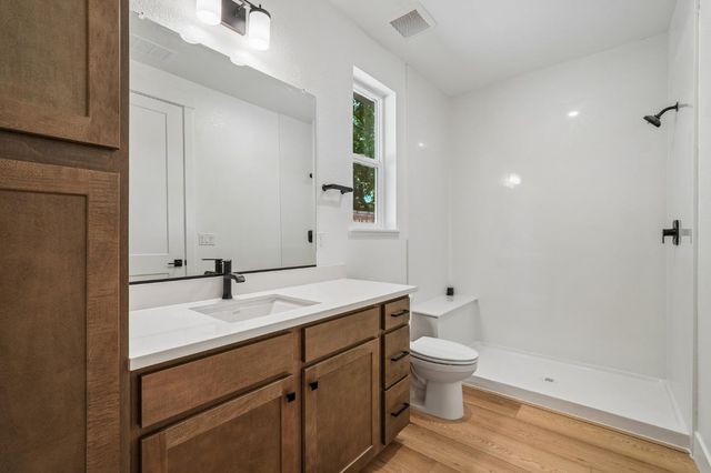 8963 Wickstrom Dr, Orangevale, CA 95662