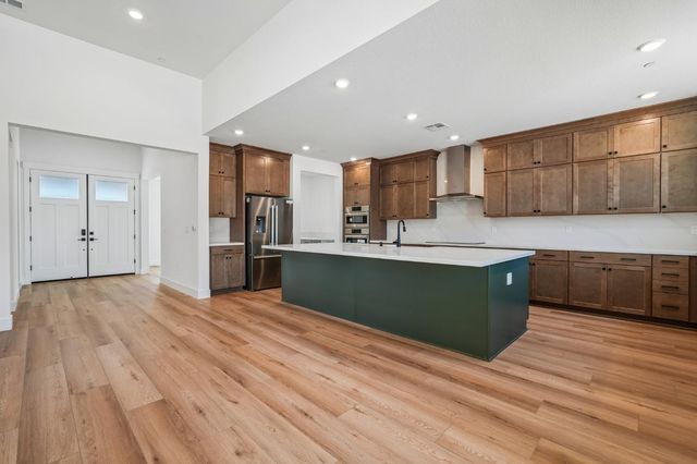 8963 Wickstrom Dr, Orangevale, CA 95662