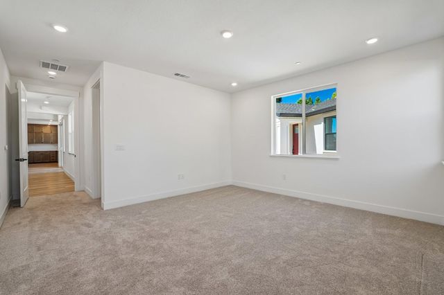 8963 Wickstrom Dr, Orangevale, CA 95662