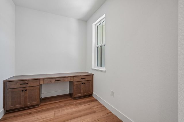 8963 Wickstrom Dr, Orangevale, CA 95662