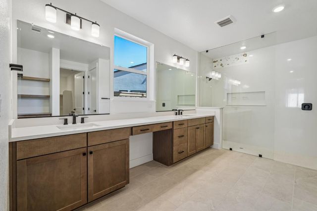 8963 Wickstrom Dr, Orangevale, CA 95662
