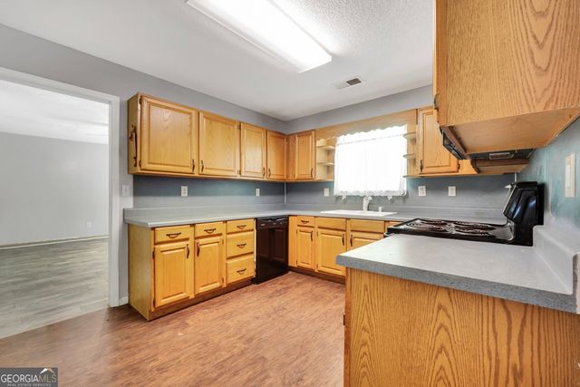 715 Concord Road, Shady Dale, GA 31085