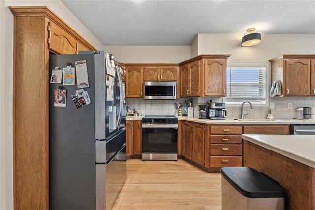 1301 12th Street, Lee's Summit, MO 64081