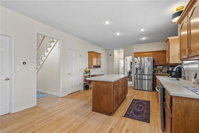 1301 12th Street, Lee's Summit, MO 64081