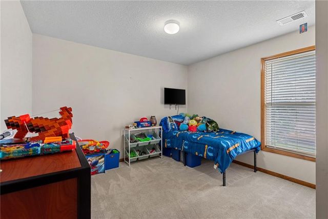 1301 12th Street, Lee's Summit, MO 64081