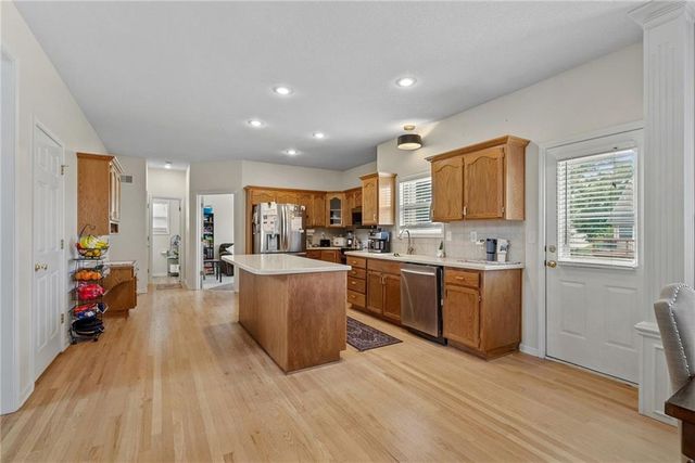 1301 12th Street, Lee's Summit, MO 64081