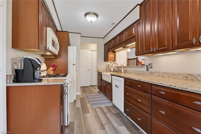 113 Grindstone TURN, Yorktown, VA 23693