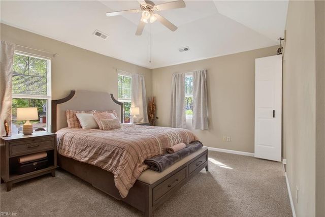 113 Grindstone TURN, Yorktown, VA 23693