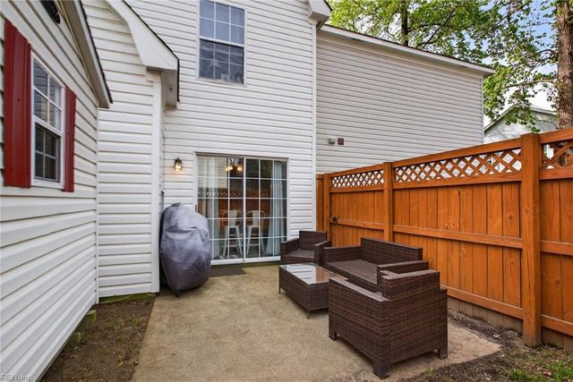 113 Grindstone TURN, Yorktown, VA 23693