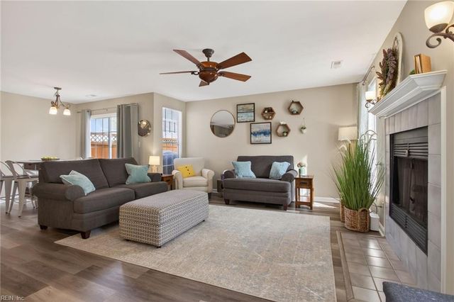 113 Grindstone TURN, Yorktown, VA 23693