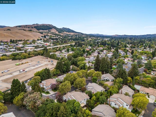 5 San Carlo Ct, Danville, CA 94526