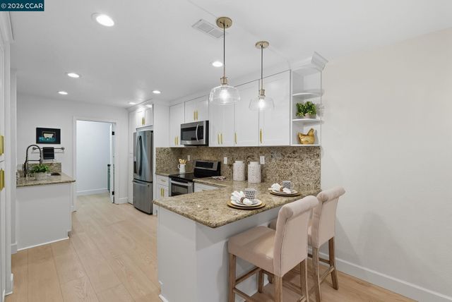 5 San Carlo Ct, Danville, CA 94526