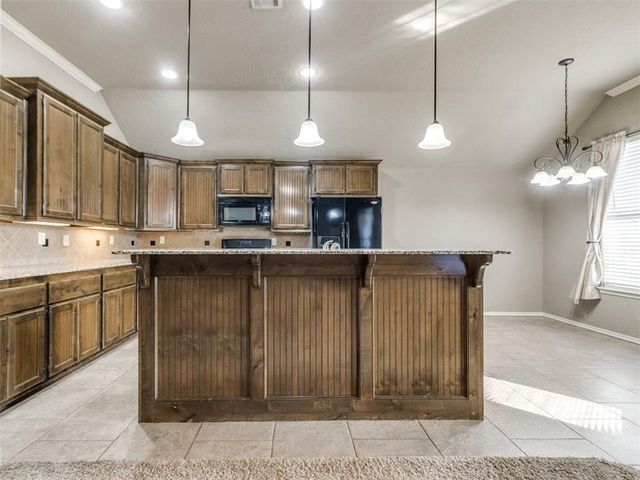 1808 NE 32nd Street, Moore, OK 73160