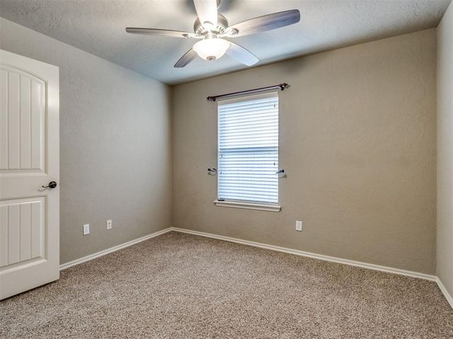 1808 NE 32nd Street, Moore, OK 73160