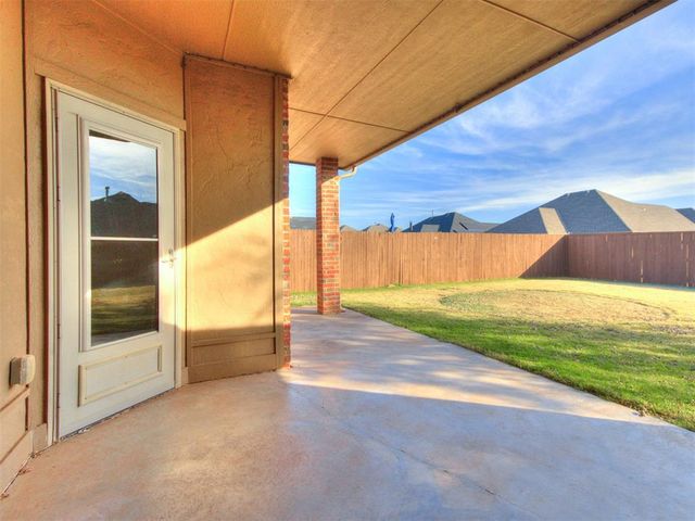 1808 NE 32nd Street, Moore, OK 73160