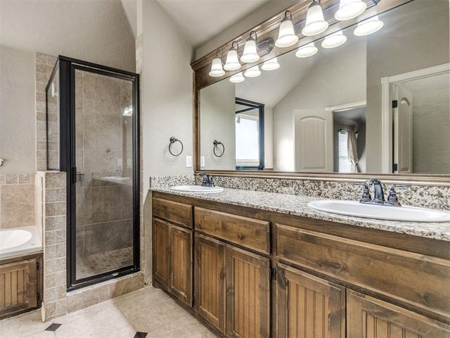 1808 NE 32nd Street, Moore, OK 73160