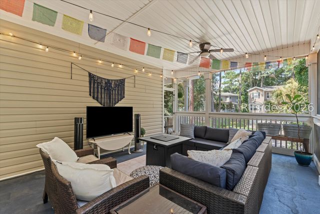 26 Peregrine Dr, Hilton Head Island, SC 29926