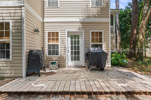 26 Peregrine Dr, Hilton Head Island, SC 29926