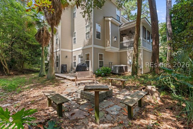 26 Peregrine Dr, Hilton Head Island, SC 29926