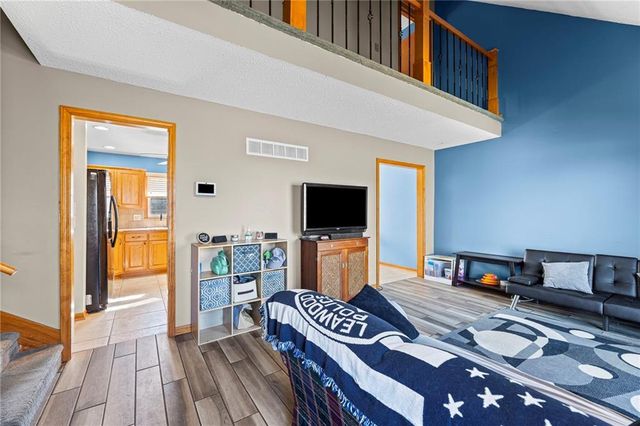 20921 W 52nd Terrace, Shawnee, KS 66218