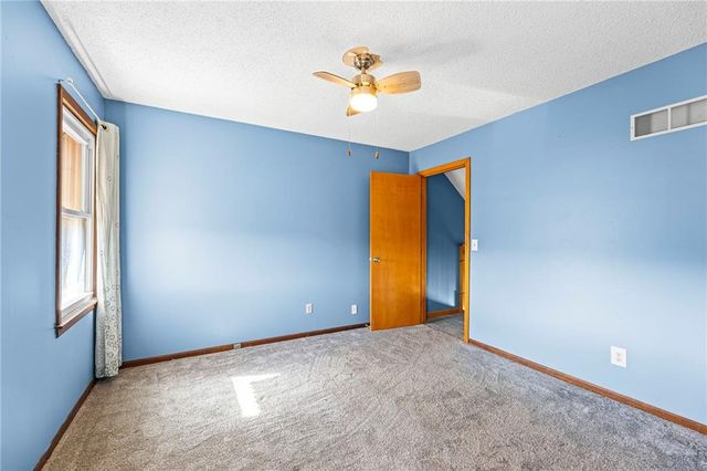 20921 W 52nd Terrace, Shawnee, KS 66218