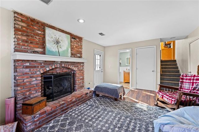 20921 W 52nd Terrace, Shawnee, KS 66218