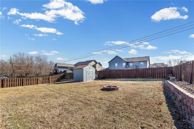 20921 W 52nd Terrace, Shawnee, KS 66218