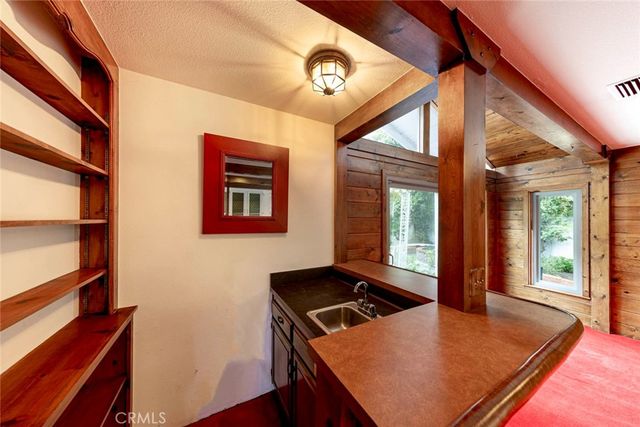 17850 Winterberry Street, Fountain Valley, CA 92708