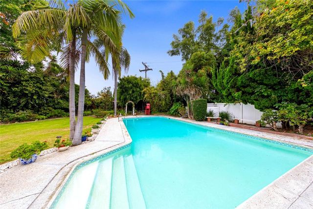 17850 Winterberry Street, Fountain Valley, CA 92708
