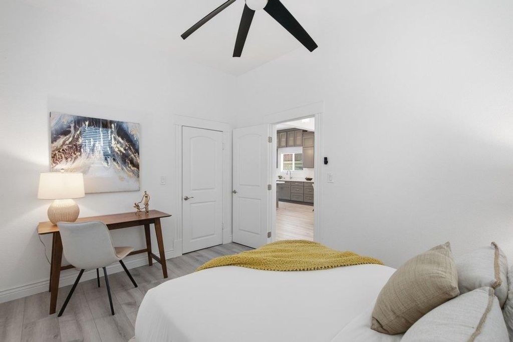 Image 13 of property listing at 421 W Virginia Street, San Jose, CA 95125