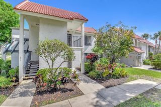 5715 FAIRWAY PARK Drive 201, Boynton Beach, FL 33437