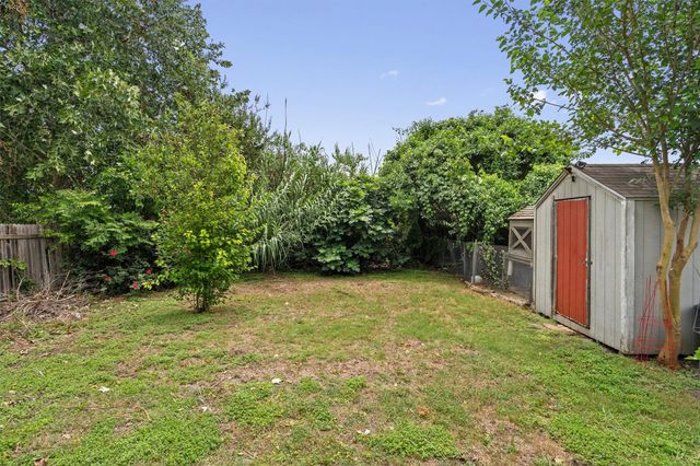 1317 Oolong LN, Pflugerville, TX 78660