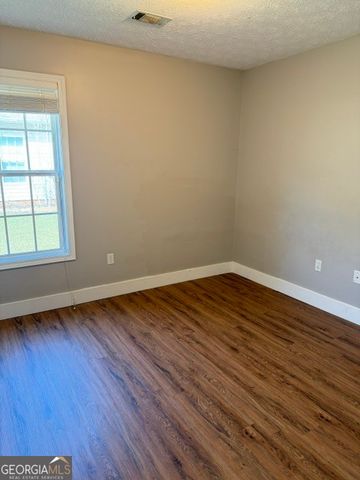 100 Deer Creek Drive, Lagrange, GA 30240