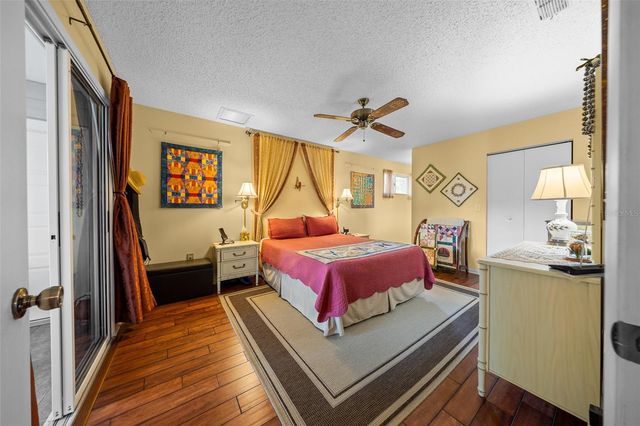 10889 SW 90TH COURT, Ocala, FL 34481