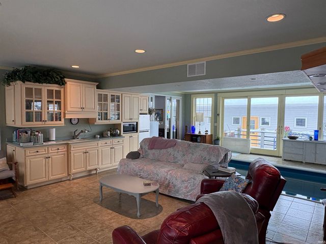418 W Jefferson Street, Decatur, IN 46733