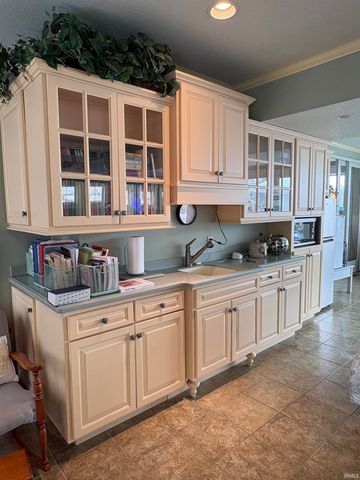418 W Jefferson Street, Decatur, IN 46733