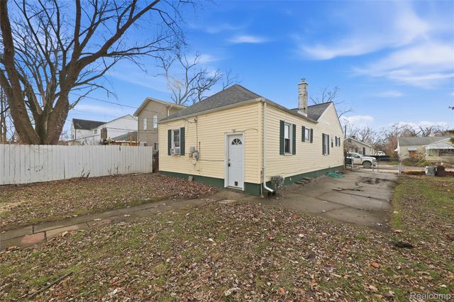 2146 Martin Road, Ferndale, MI 48220