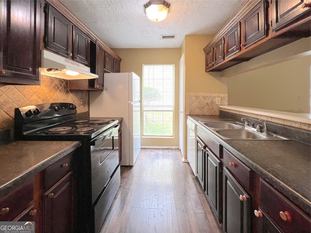 790 Hampton Hill Court, Lawrenceville, GA 30044