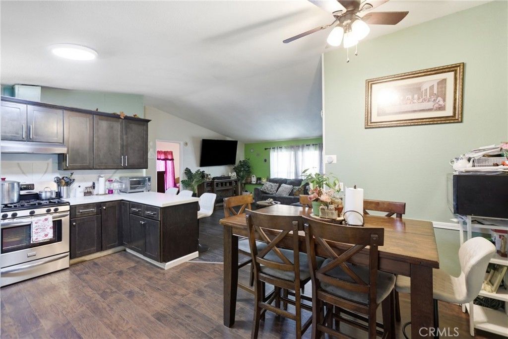 Image 14 of property listing at 350 E San Jacinto 178, Perris, CA 92571