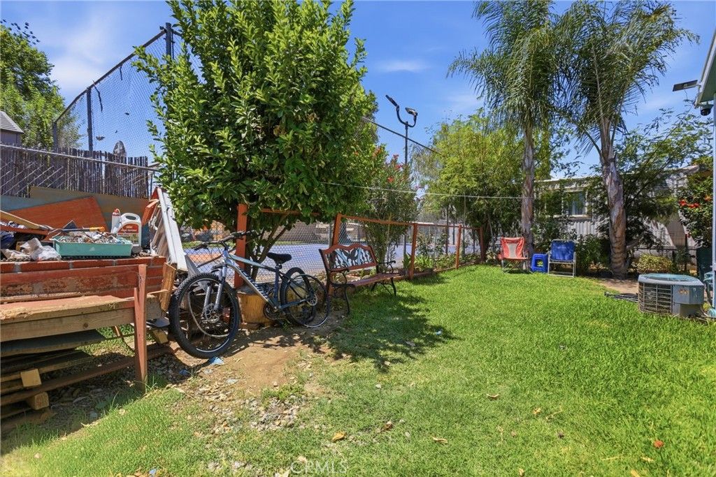 Image 29 of property listing at 350 E San Jacinto 178, Perris, CA 92571