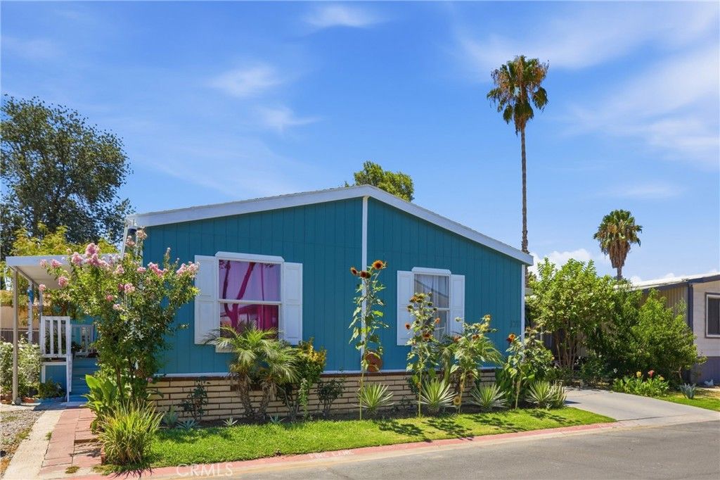 Image 3 of property listing at 350 E San Jacinto 178, Perris, CA 92571