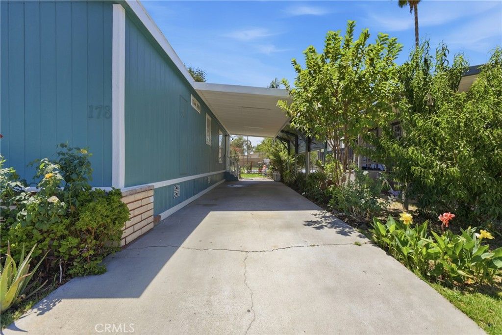 Image 5 of property listing at 350 E San Jacinto 178, Perris, CA 92571